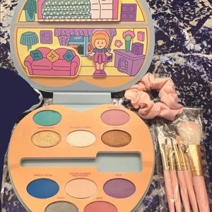 Polly Pocket Palette and PINK Brush set Bundle